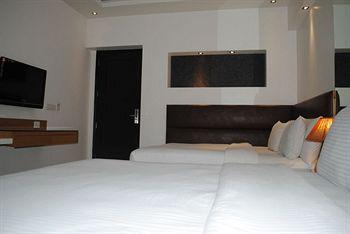 Baba Inn-by Rcg Hotel 3*